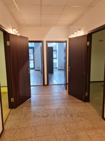 Аренда офисов в бизнес-центре класса В+,  м. Кропоткинская.