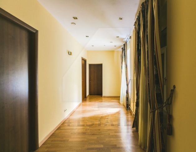 Презентабельный особняк на продажу, м.Новокузнецкая.