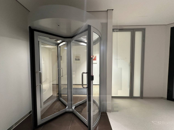 Бизнес-центр "Four Winds Plaza",м.Маяковская