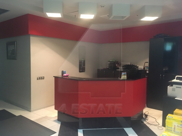 Представительский офис с отдельным входом и мебелью, м.Смоленская.