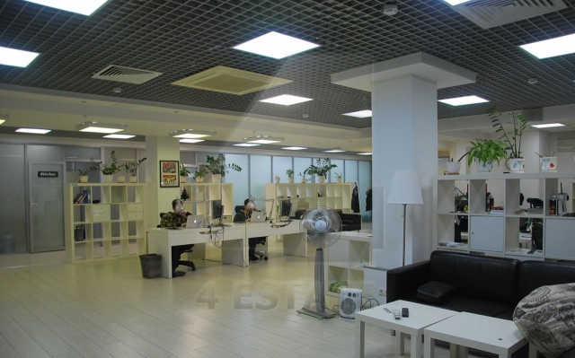 Офисы  в деловом центре "Платформа" стиль "LOFT", м. Красносельская.