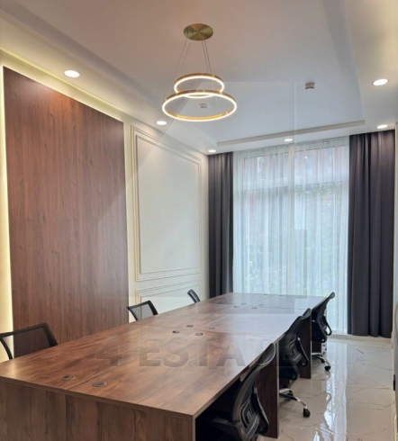 Аренда презентабельного офиса, м.Деловой центр