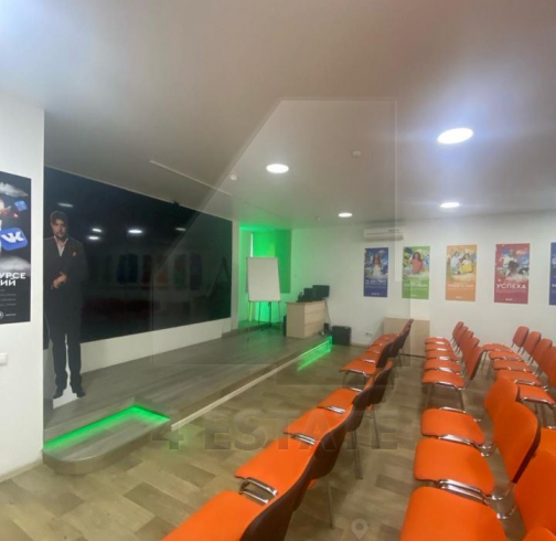 Офисное помещение с отдельным входом, м. Менделеевская.