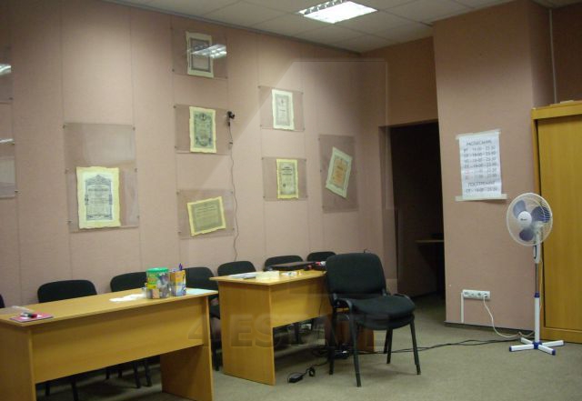 Мебелированные офисы с отдельными входами, м.Достоевская.