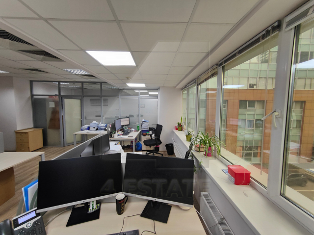 Бизнес-центр «Дербеневская Плаза», м.Павелецкая.