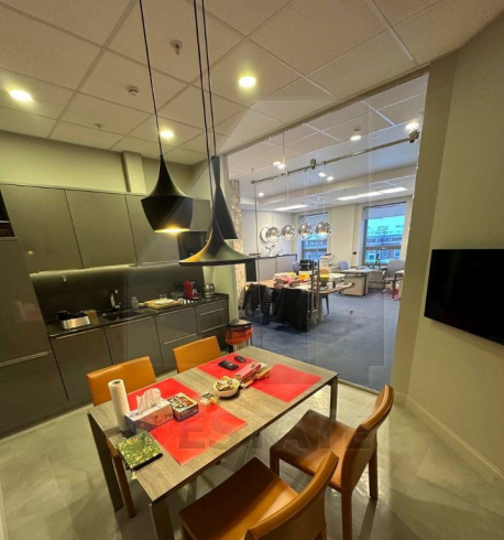 Аренда VIP офисов в бизнес центре класса А, м.Спортивная.