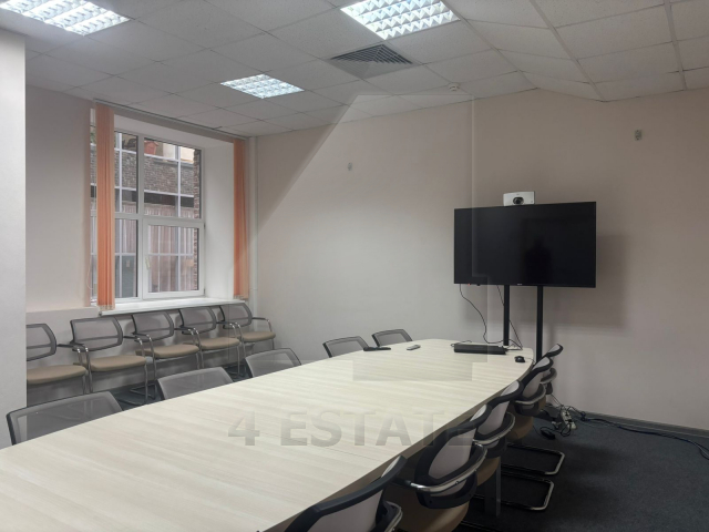 Бизнес-центр «Дербеневская Плаза», м.Павелецкая.