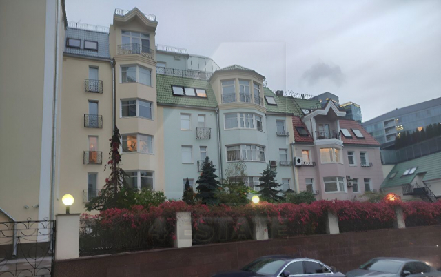 Представительский офис с отд. входом, м.Трубная.