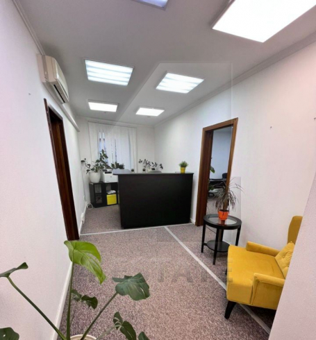 Бизнес центр класса А, м.Киевская.