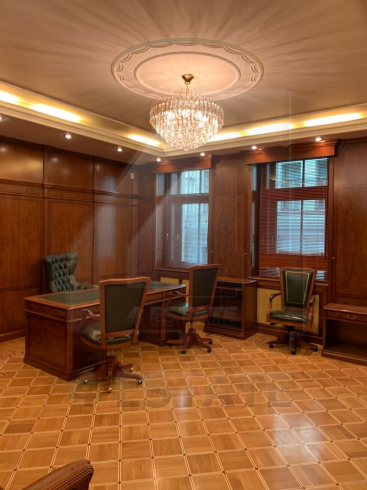 Продажа презентабельного особняка А класса, м.Чистые Пруды.