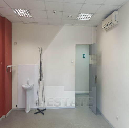 Аренда помещение свободного назначения с отд. входом, м.Новослободская.