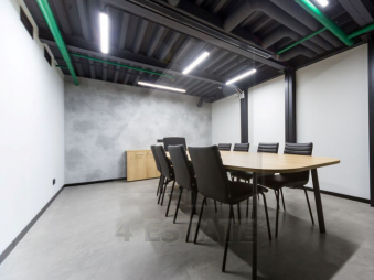 Аренда помещения с отдельным входом, м.Спортивная