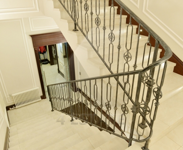 Продается презентабельный особняк, м.Смоленская.