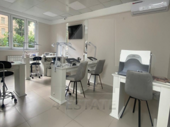 Помещение свободного назначения с отд. входом, м.Молодежная.