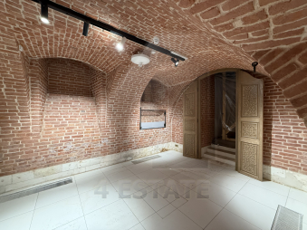 Аренда презентабельного особняка класса А, м.Бауманская.