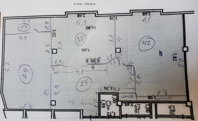 Аренда торговых и офисных помещений в бизнес-центре класса Премиум, м.Площадь революции.