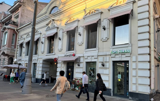 Аренда торгового помещения в особняке класса А, м.Новослободская.