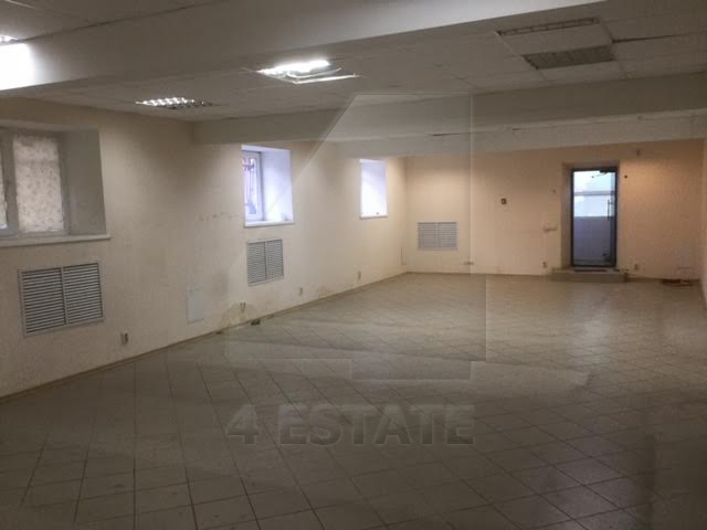 Аренда цокольного этажа в жилом доме м. Бауманская.