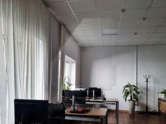 Презентабельный особняк в аренду, м.Народное ополчения.