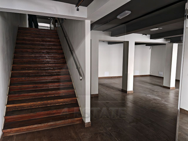 Аренда торгового помещения м. Смоленская.