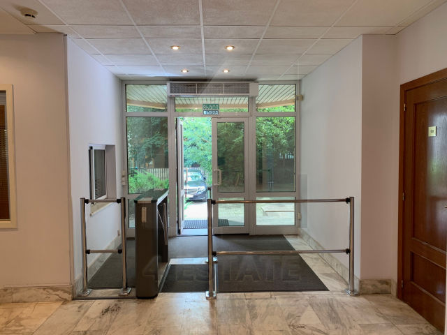 Продажа презентабельного особняка А класса, м.Чистые Пруды.