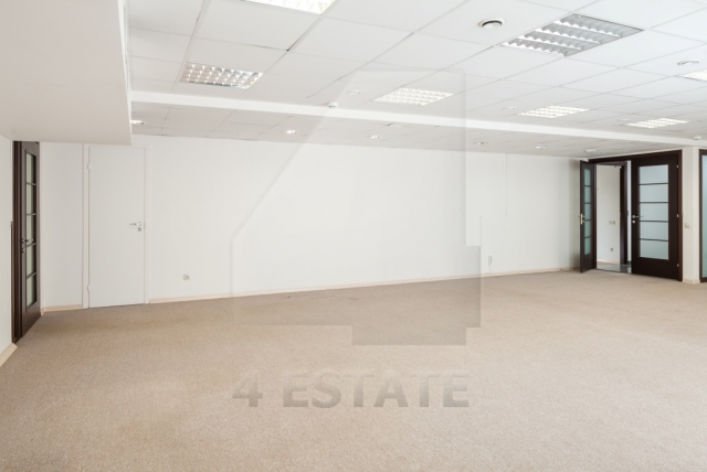 Представительский офис с отдельным входом, м.Смоленская.