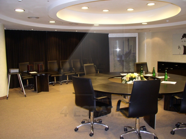 Продажа офиса в бизнес-центре класса А, м.Маяковская.