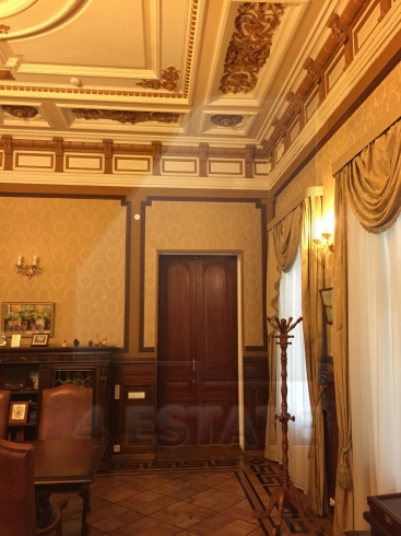 Продажа части здания, м.Китай Город.