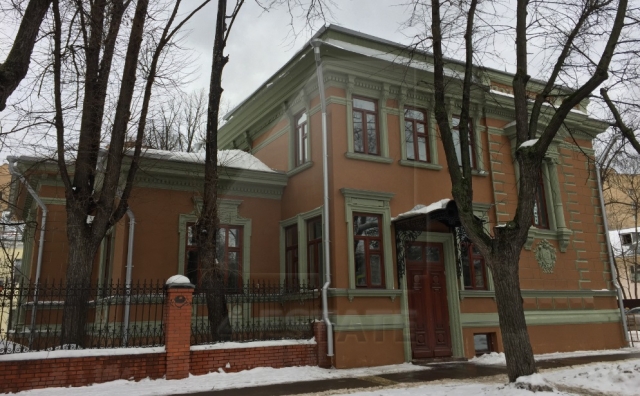 Аренда реконструированного здания класса А, м.Достоевского.