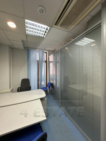 Предлагается на продажу презентабельный особняк класса А, м.Чистые пруды.