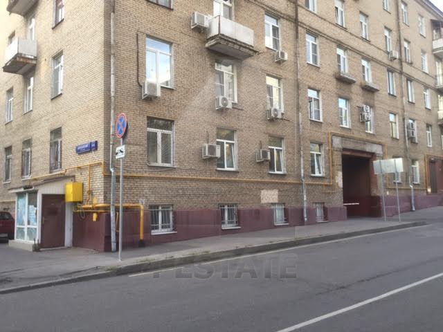 Аренда цокольного этажа в жилом доме м. Бауманская.