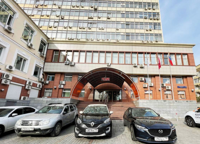 Бизнес-центр "Серпуховской Двор", м.Ленинский проспект.