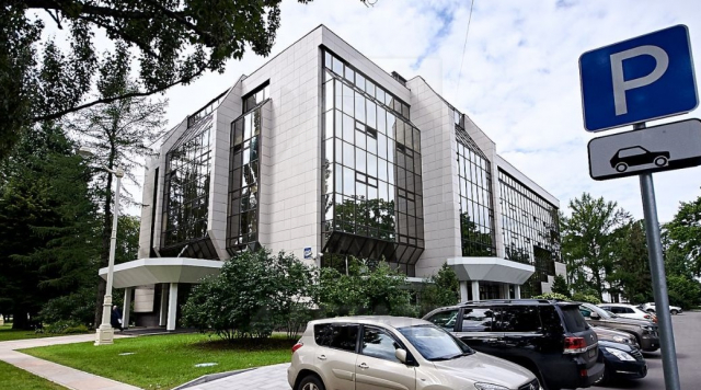 Аренда офисов в бизнес центре класса В+, м.ВДНХ.