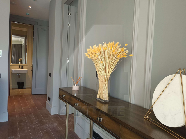 Продажа ритейла и офисов в элитном ЖК "RED 7", м.Красные ворота.