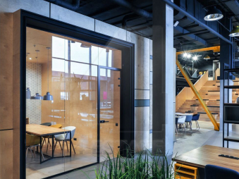 Аренда офисов в бизнес центре класса В+ «Heo Гео», м.Калужская.