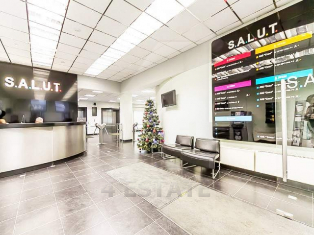 Продажа бизнес центра класса В+ "Салют", м.Менделеевская.