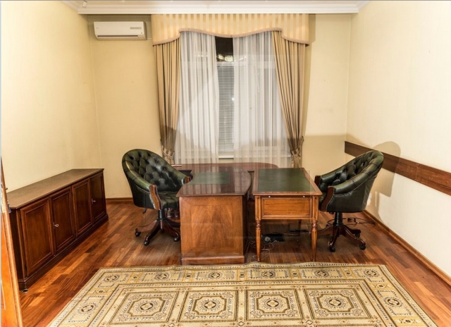 Продажа презентабельного особняка класса "PREMIUM", м. Парк культуры.