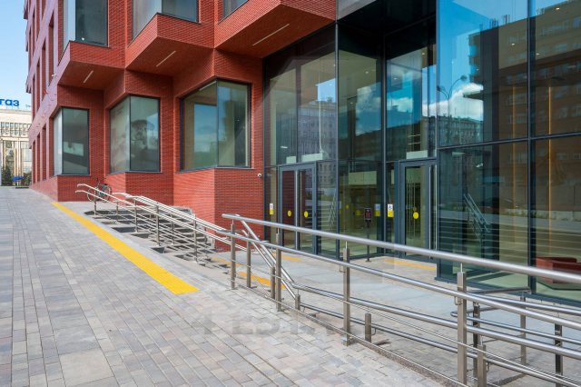 Продажа ритейла и офисов в элитном ЖК "RED 7", м.Красные ворота.