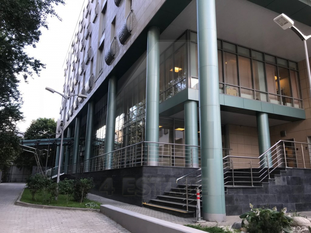 Аренда офисов в бизнес центре класса А "Заречье", м.Новокузнецкая.