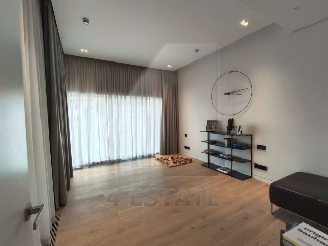 Продажа ритейла и офисов в элитном ЖК "RED 7", м.Красные ворота.