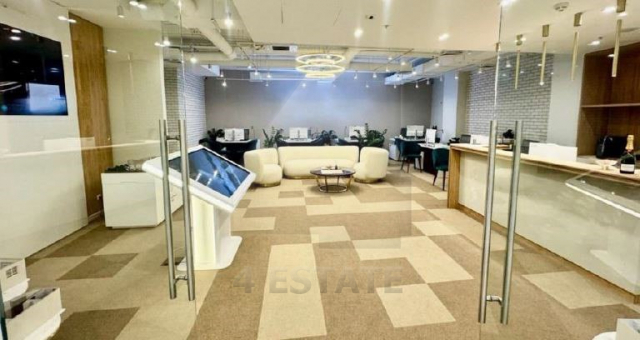 Торгово-офисный центр класса А, м.Смоленская.