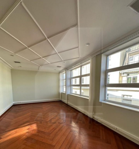 Бизнес-центр "Алексеевский дом", м.Кропоткинская.