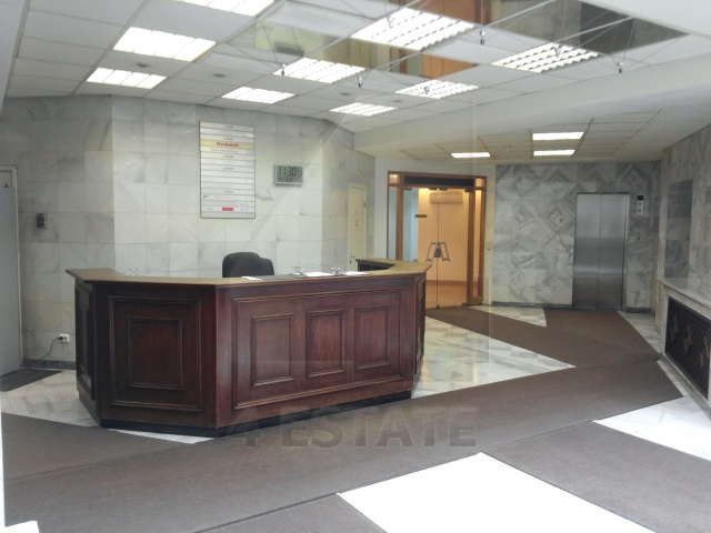 Продажа бизнес центра класса В+, м.Серпуховская.