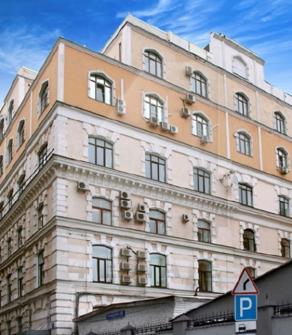 Продажа маленьких офисов в бизнес центре класса В+, м.Чистые пруды.