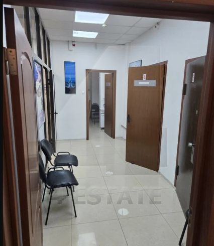 Аренда помещения свободного назначения с отд. входом, м.Менделеевская.