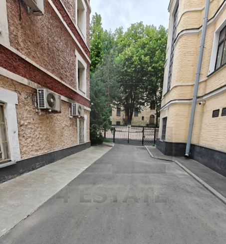 Офис с отдельным входом, м.Маяковская