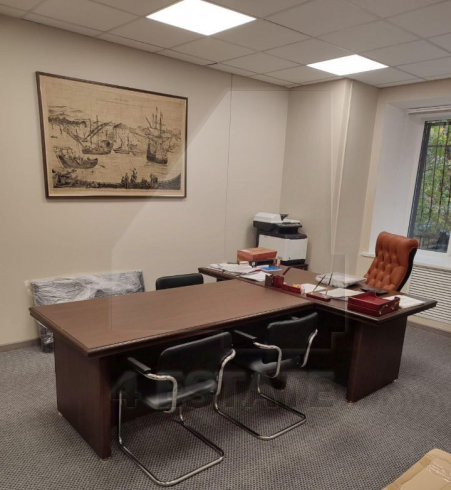 Офисное помещение с отд. входом, м.Цветной б-р.