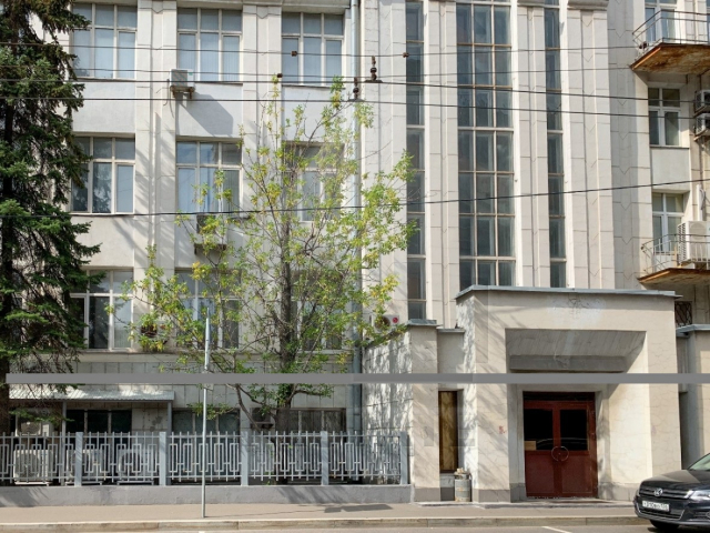 Офисное здание классса В, м. Улица 1905 г.