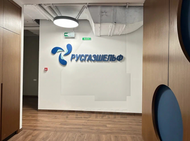 Аренда офисов в новом бизнес-центре" Верейская Плаза 4" м.Давыдковская.