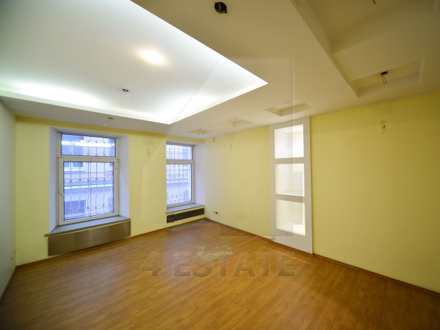 Продажа здания, м.Маяковская.